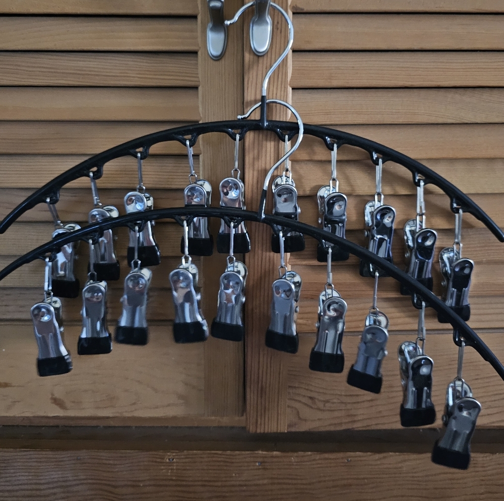 Space saving hangers